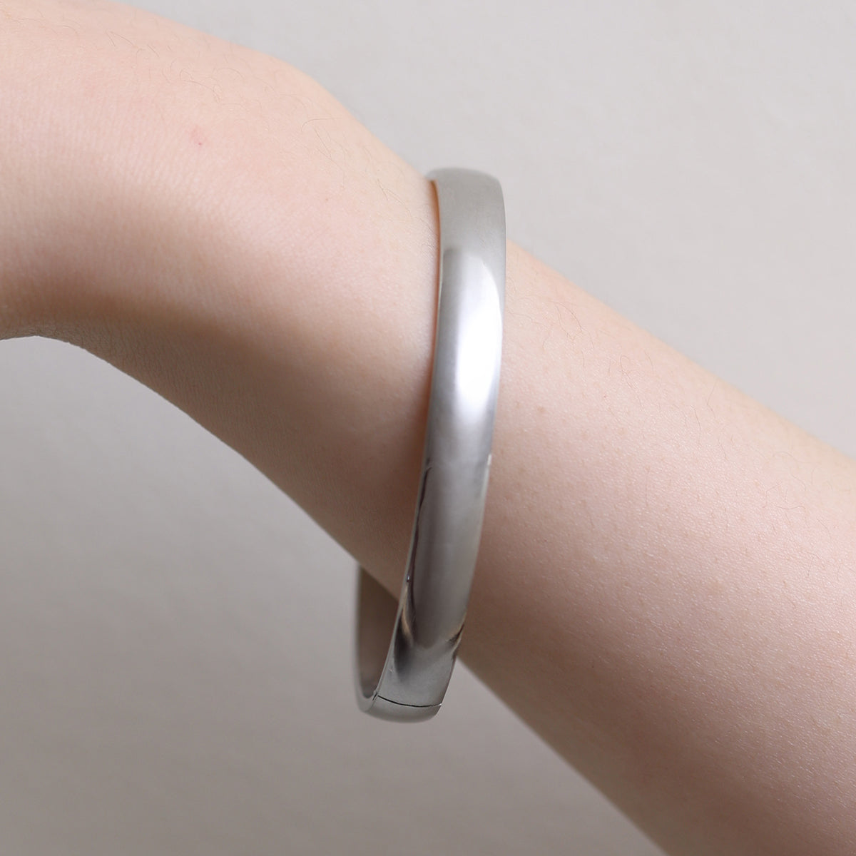 simple thick bangle-2