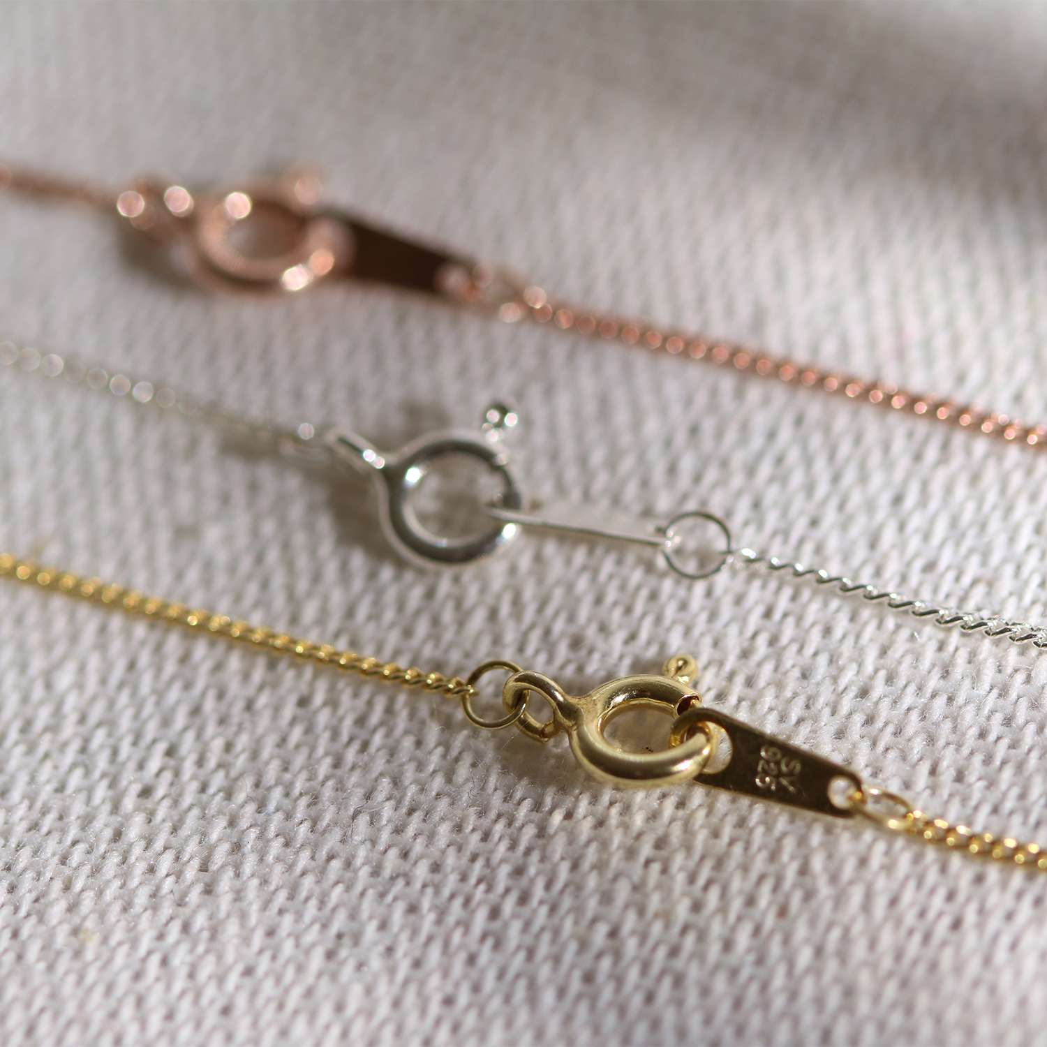 Line oval pendant necklace-2